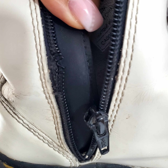 Dr. Martens Jadon Boots Size L 8US M 7US - Picture 10 of 14